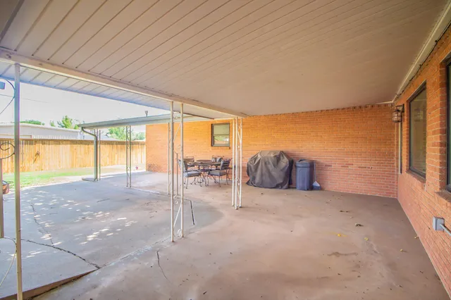 $289,999 | 1603 East Reppto Street, Brownfield, TX 79316