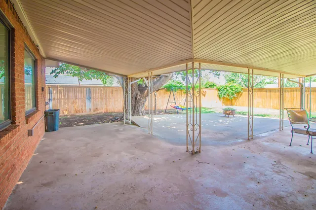 $289,999 | 1603 East Reppto Street, Brownfield, TX 79316