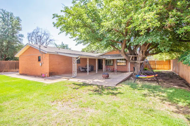 $289,999 | 1603 East Reppto Street, Brownfield, TX 79316