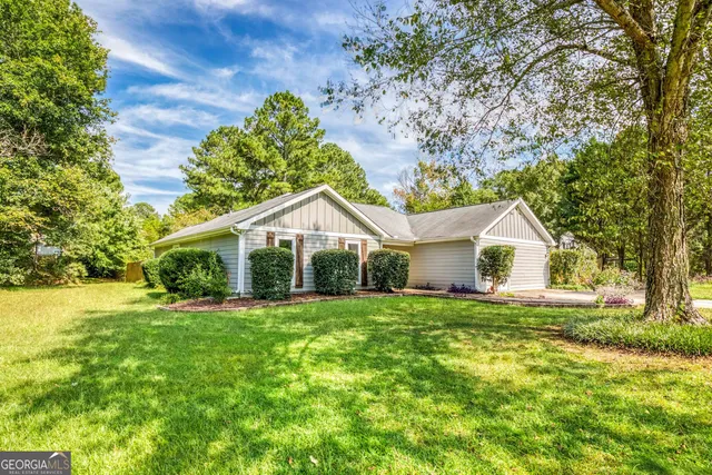 $319,900 | 3635 Irvin Drive, Loganville, GA 30052