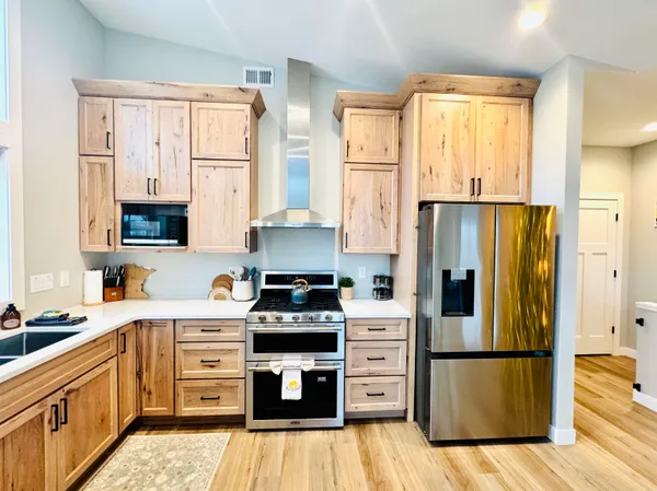 $819,900 | 8620 Maynard Place, Duluth, MN 55808