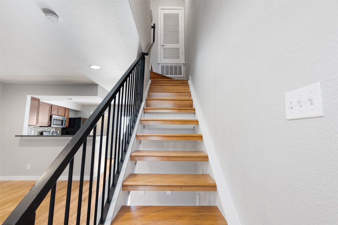 3601 Menchaca Road, Unit 117 Austin, TX 78704 - Photo 15 of 29 a view of entryway