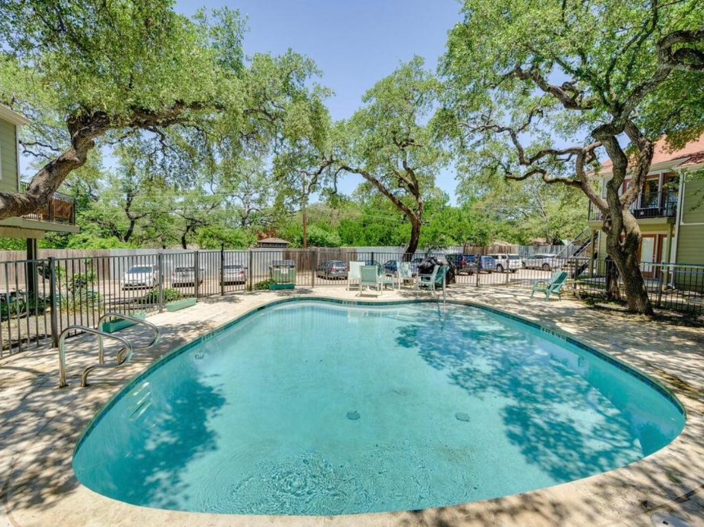 3601 Menchaca Road, Unit 117 Austin, TX 78704 - Photo 27 of 29 a view of a swimming pool with a patio