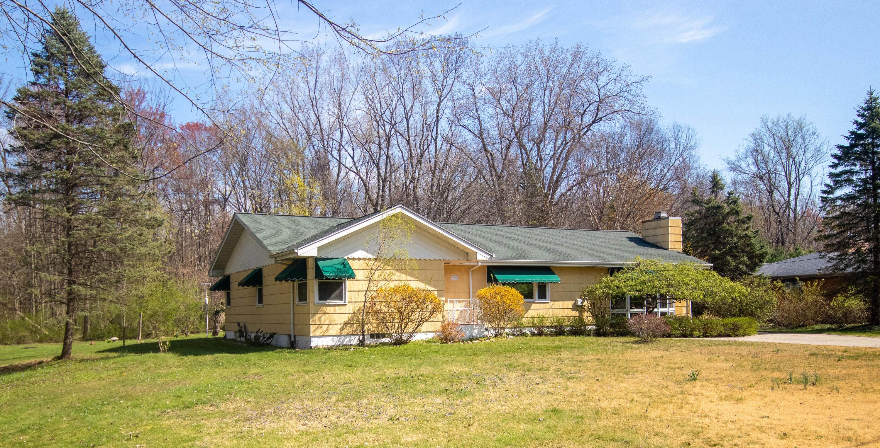 6923 Harbert Road Sawyer, MI 49125 - Photo 2 of 29 IMG_3845-HDR