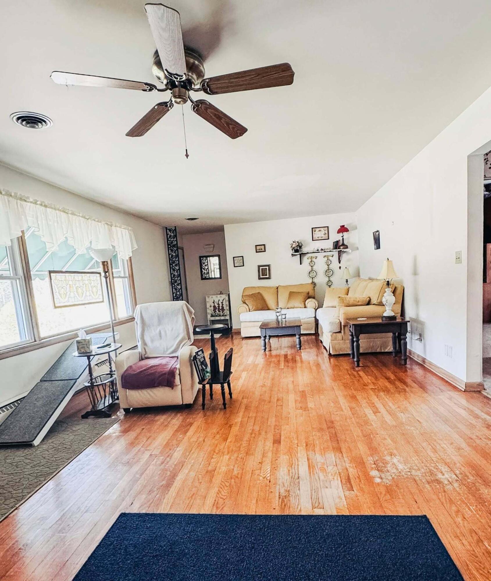 6923 Harbert Road Sawyer, MI 49125 - Photo 7 of 29 491000899_1195644225369509_1848024288224