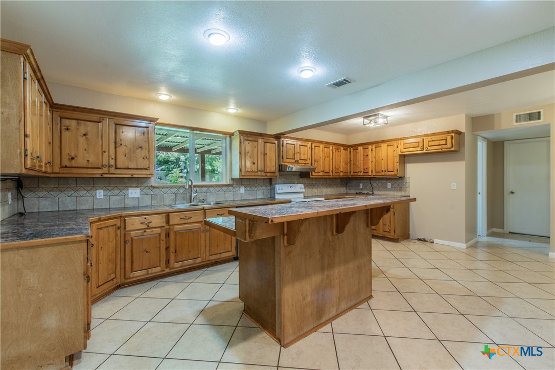8433 Aycock Road Moody, TX 76557 - Photo 8 of 25