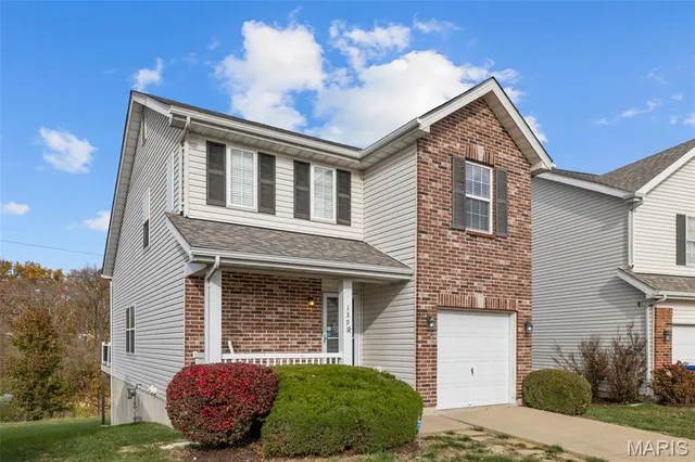 $285,000 | 139 Roxbury Drive, O'Fallon, MO 63366