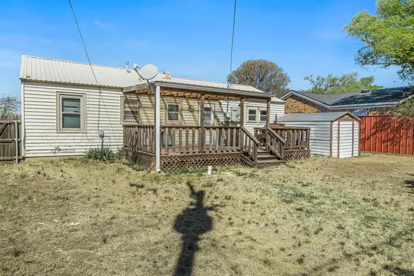 $99,000 | 903 South Manhattan Street, Amarillo, TX 79104