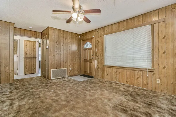 $99,000 | 903 South Manhattan Street, Amarillo, TX 79104