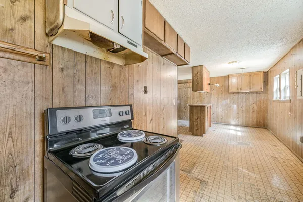 $99,000 | 903 South Manhattan Street, Amarillo, TX 79104