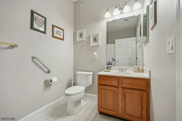 $4,300 | 1010 Holly Lane, Unit 10, Cedar Grove, NJ 07009