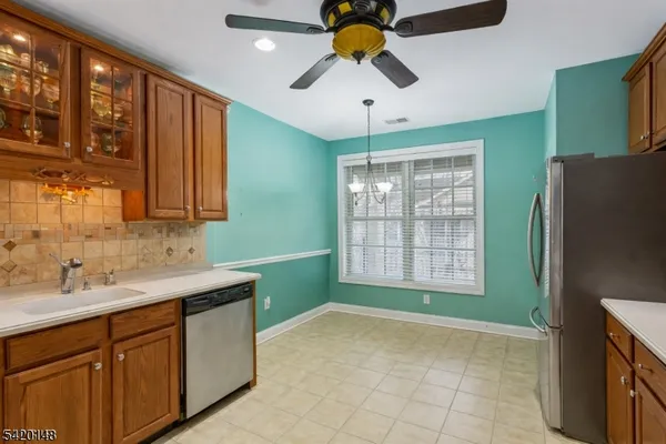 $4,300 | 1010 Holly Lane, Unit 10, Cedar Grove, NJ 07009