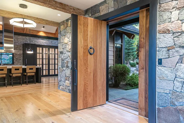 $3,750,000 | 11454 Henness Road, Truckee, CA 96161