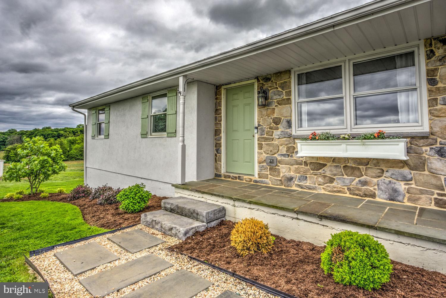 136 Scheller Road New Providence, PA 17560 - Photo 4 of 47 Gallery Image 4