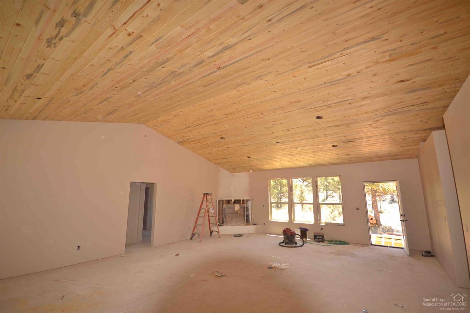 69916 Holmes Road Sisters, OR 97759 - Photo 9 of 19 Additional Photo