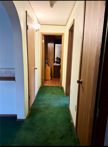 616 Sandy Hill Road Irwin, PA 15642 - Photo 19 of 38 a view of a livingroom from a hallway