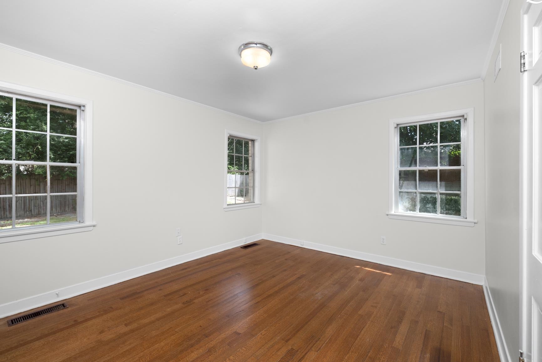344 Chuckwood Road Memphis, TN 38117 - Photo 13 of 28