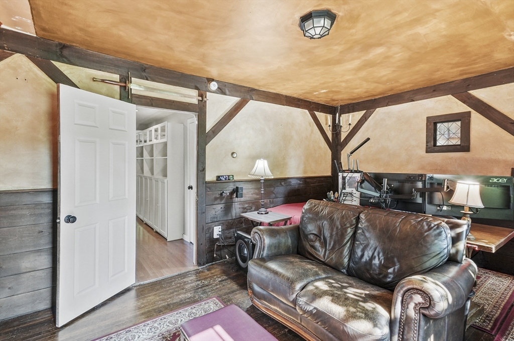 69 Appleton Road Auburn, MA 01501 - Photo 17 of 42 a living room with furniture