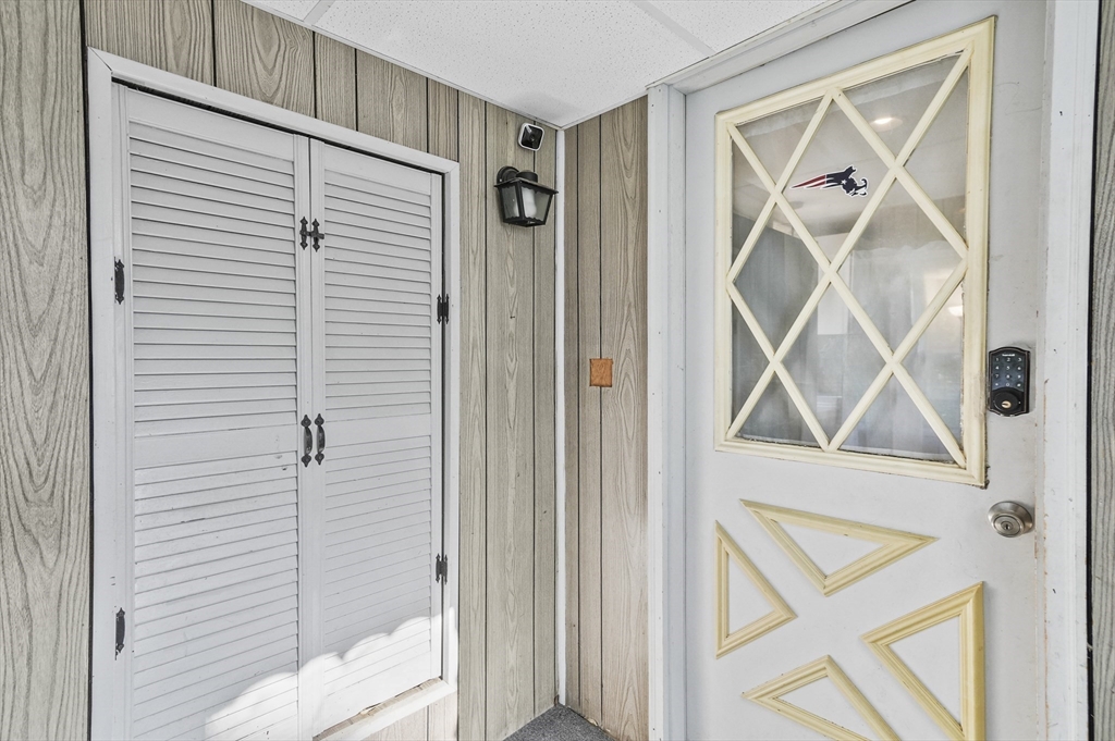 69 Appleton Road Auburn, MA 01501 - Photo 4 of 42