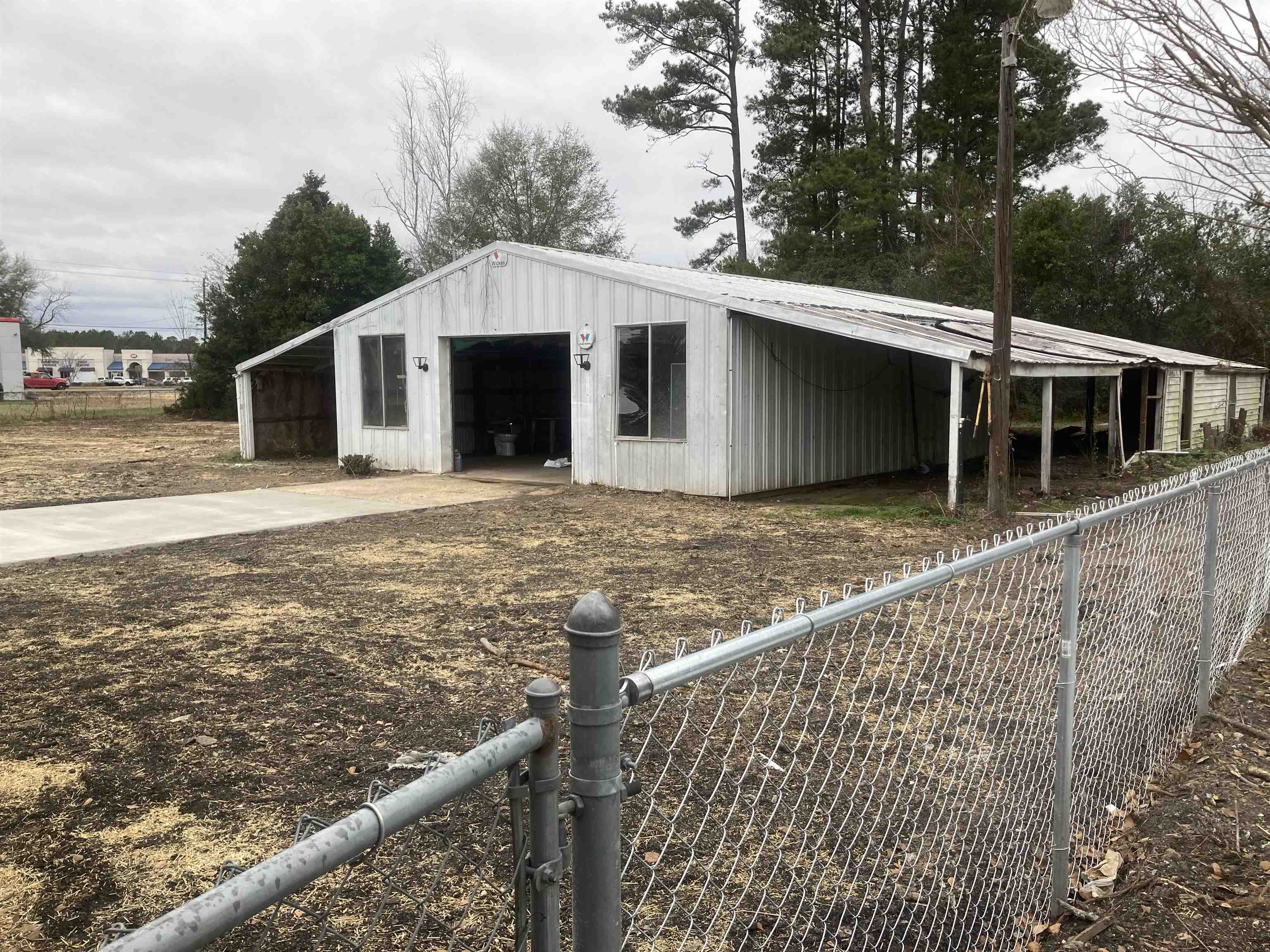 2315 Claussen Road Florence, SC 29505 - Photo 14 of 16 Gallery Image 14