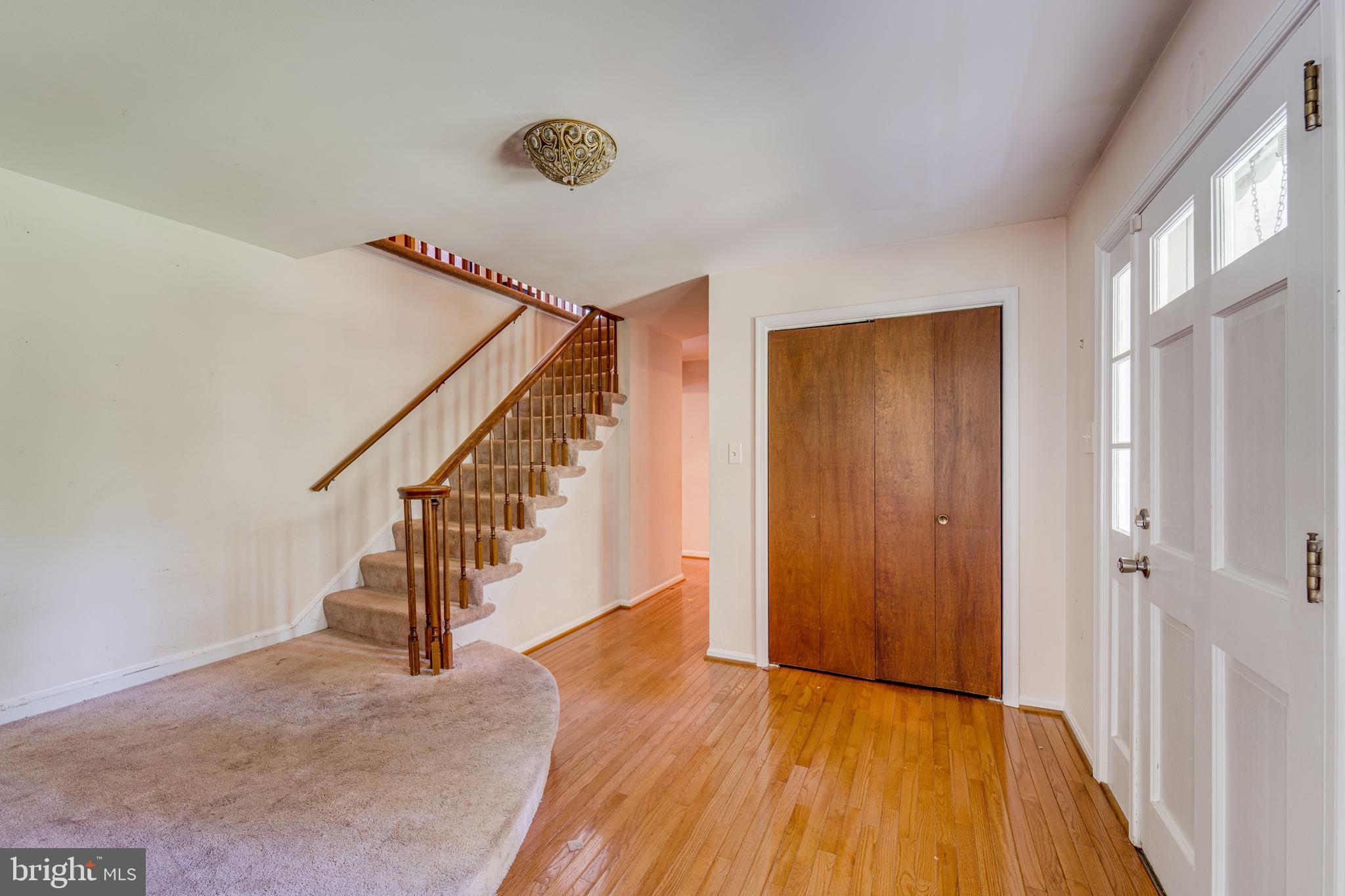 3727 Russell Road Woodbridge, VA 22192 - Photo 6 of 41 Gallery Image 6