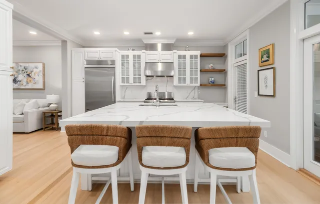 $1,775,000 | 144 Fairbanks Oak Alley, Unit 2B, Daniel Island, SC 29492