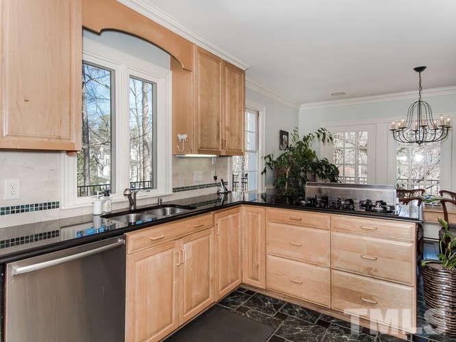 2728 Cambridge Road Raleigh, NC 27608 - Photo 14 of 25