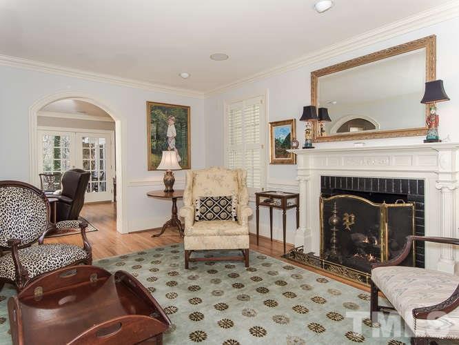 2728 Cambridge Road Raleigh, NC 27608 - Photo 4 of 25