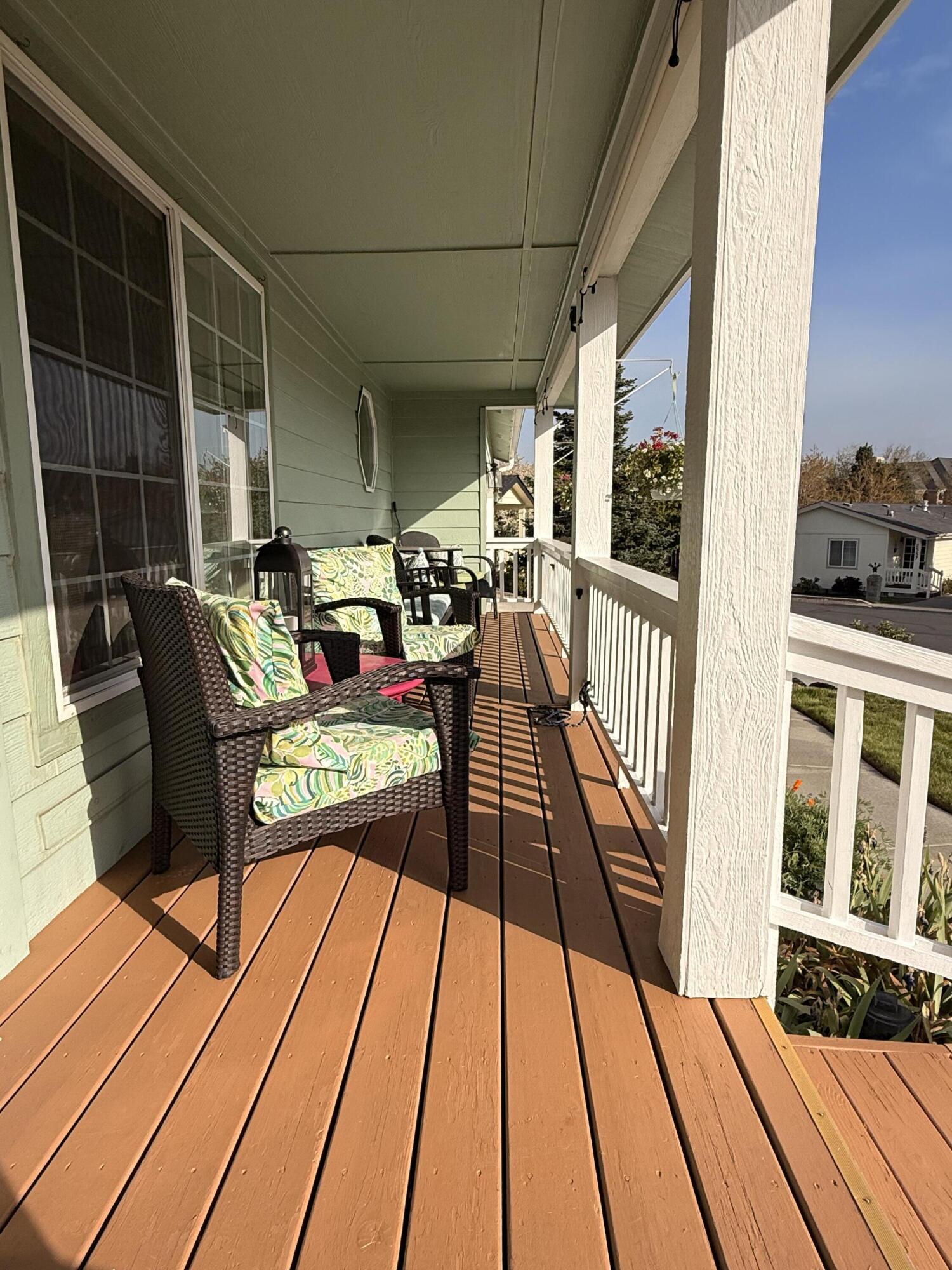 2394 Northeast Crocus Way Bend, OR 97701 - Photo 7 of 44