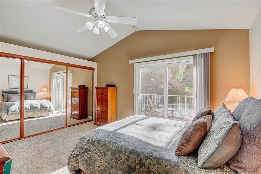 22868 Tamarack Lane Saugus, CA 91390 - Photo 23 of 36