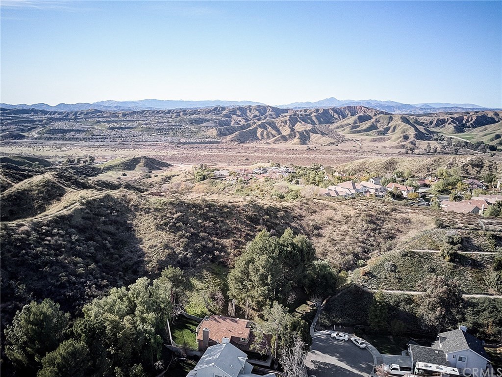 22868 Tamarack Lane Saugus, CA 91390 - Photo 36 of 36