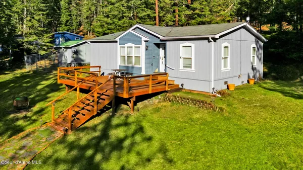 $450,000 | 181 Circle Drive, Hope, ID 83836