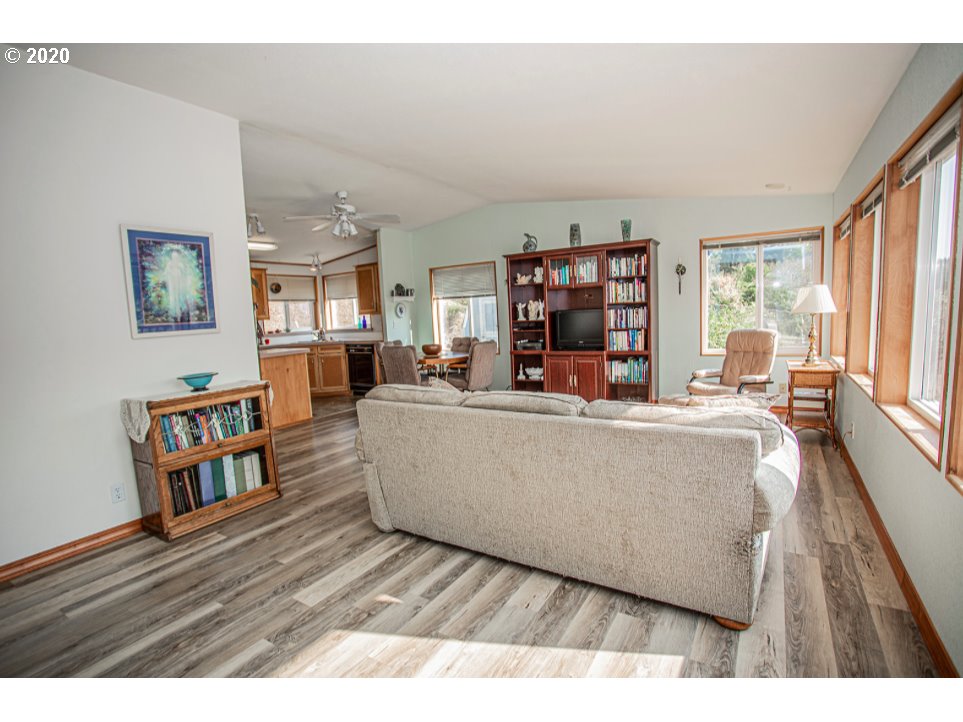 700 Northeast Bone Road Stevenson, WA 98648 - Photo 14 of 31