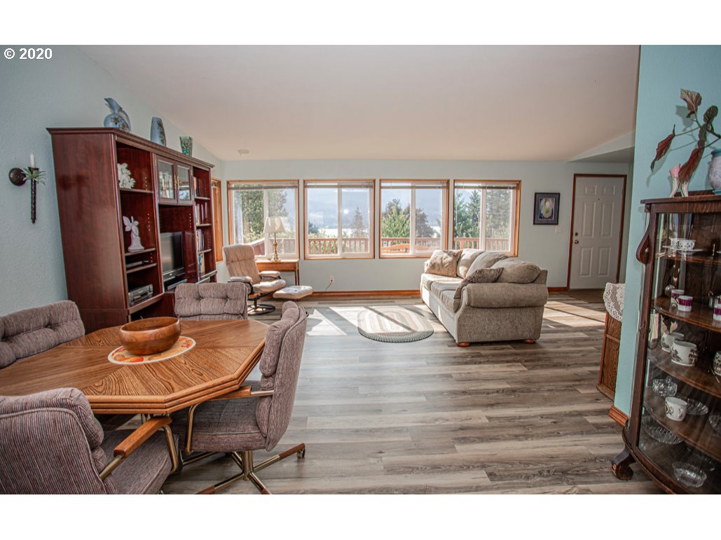 700 Northeast Bone Road Stevenson, WA 98648 - Photo 15 of 31