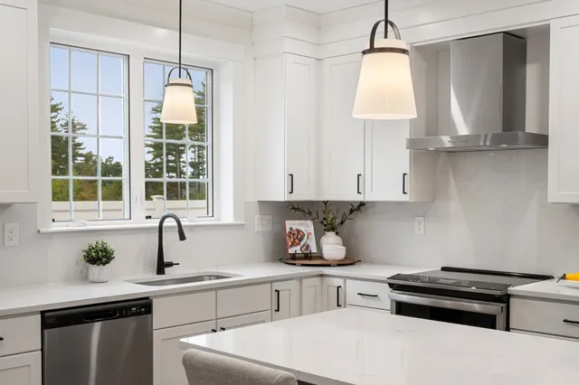 $689,900 | 67 Groton Road, Unit B, Nashua, NH 03062