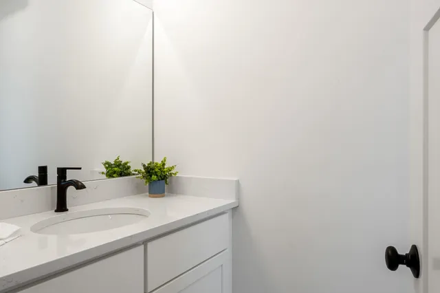 $689,900 | 67 Groton Road, Unit B, Nashua, NH 03062