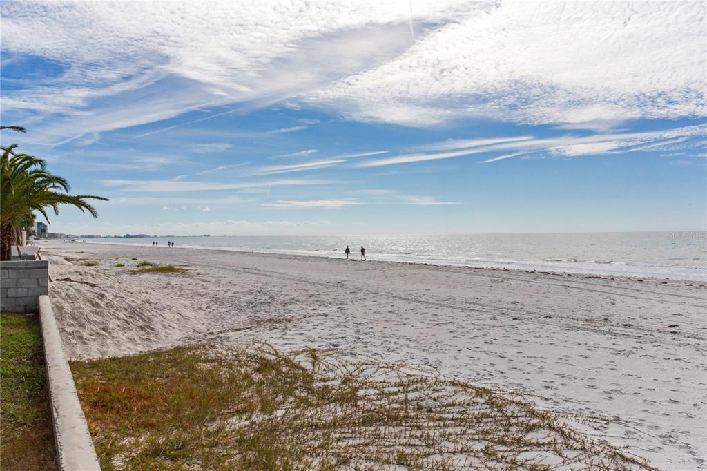 16116 Gulf Boulevard Redington Beach, FL 33708 - Photo 32 of 49
