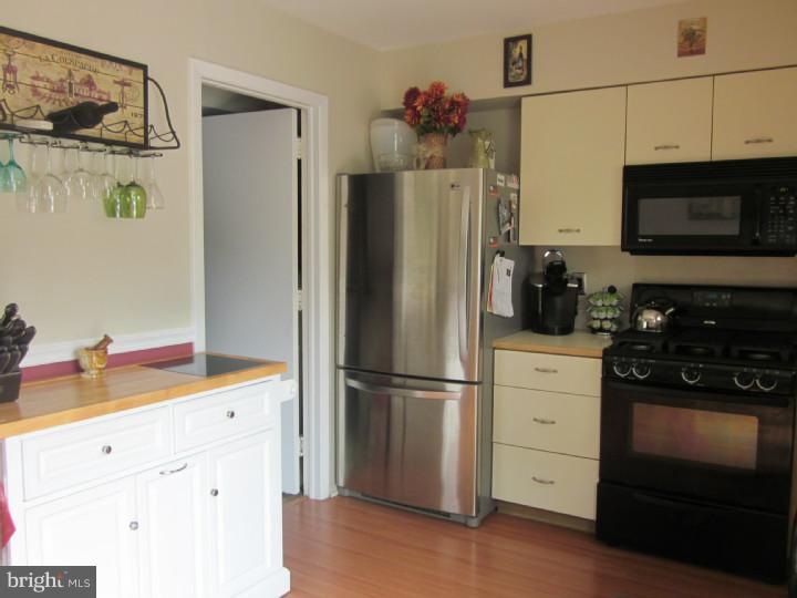 56 Eaves Mill Road Medford, NJ 08055 - Photo 8 of 18 Gallery Image 8
