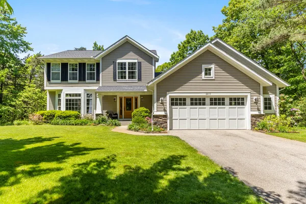 $685,000 | 3977 Tall Grass E Court, Holland, MI 49424