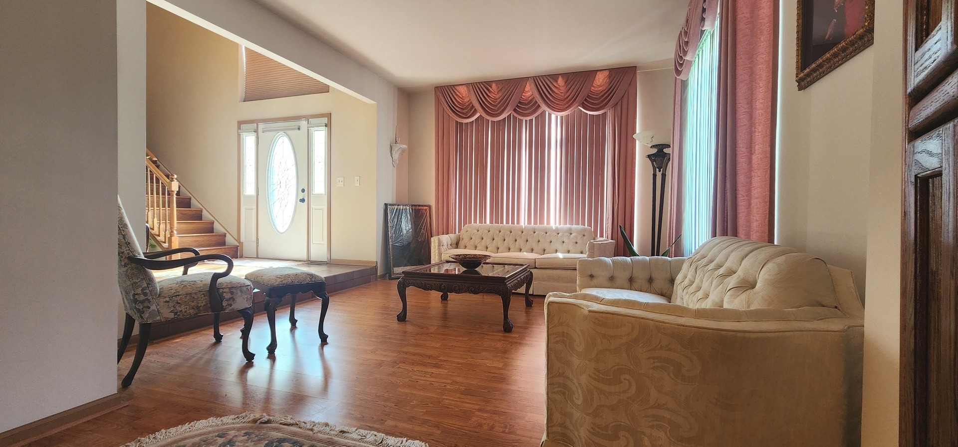 113 Sundance Road Matteson, IL 60443 - Photo 16 of 47 a living room with furniture and a large window