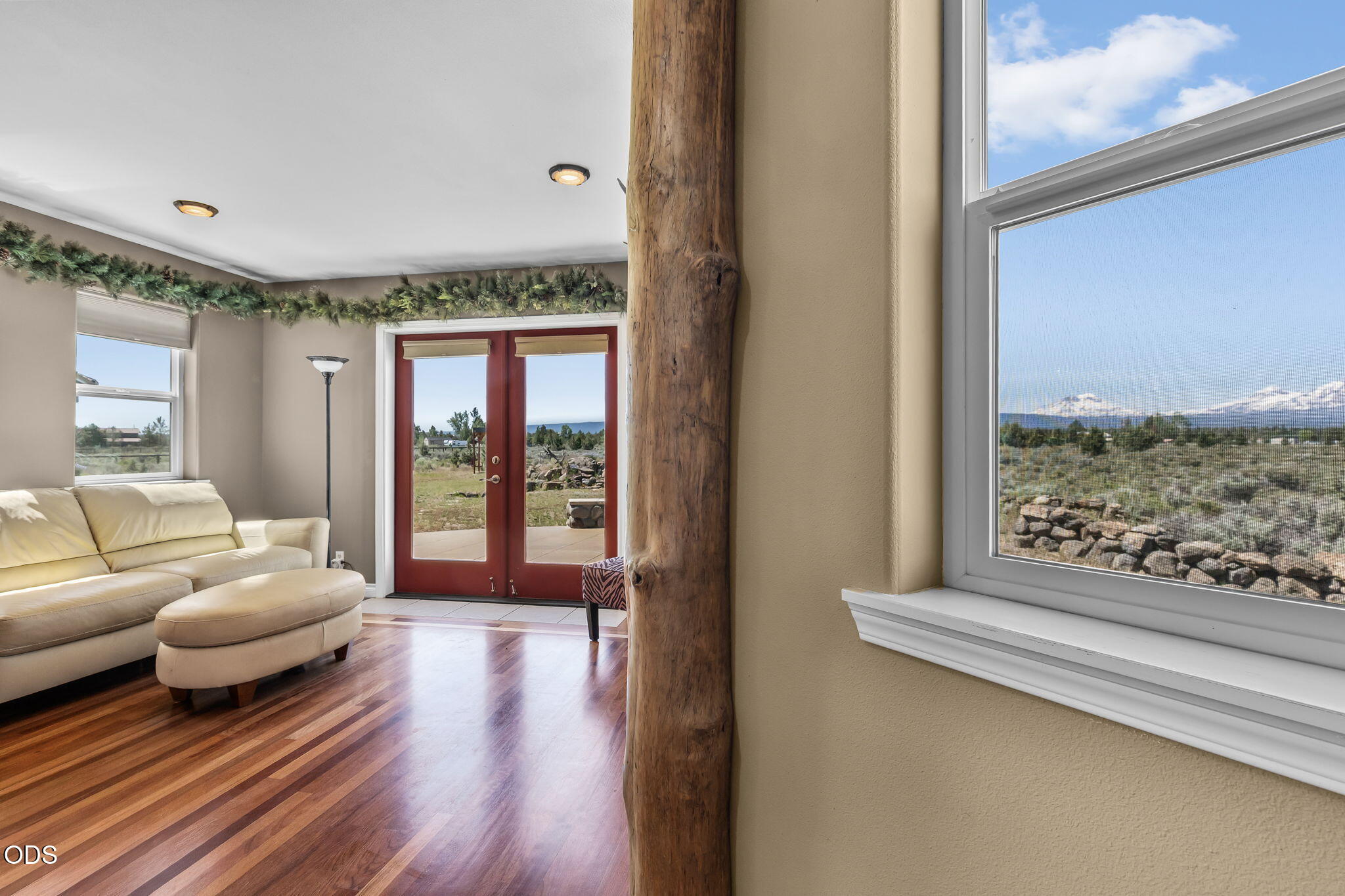 66967 Lance Road Bend, OR 97703 - Photo 14 of 58