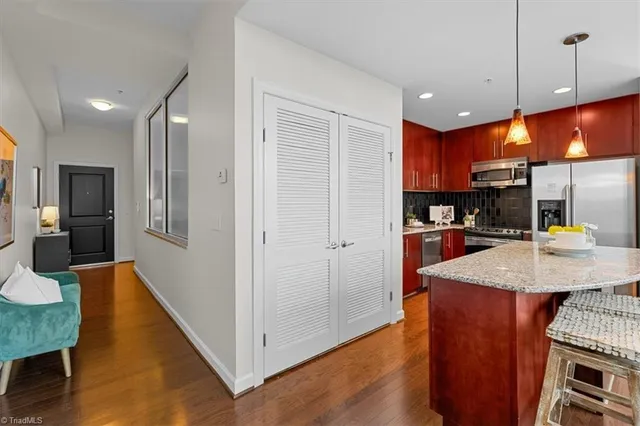 $265,000 | 201 North Elm Street, Unit 604, Greensboro, NC 27401