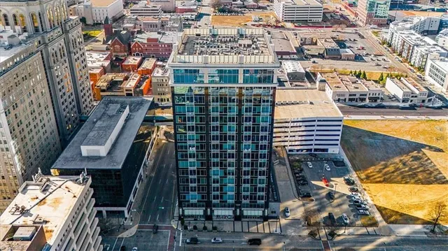 $265,000 | 201 North Elm Street, Unit 604, Greensboro, NC 27401