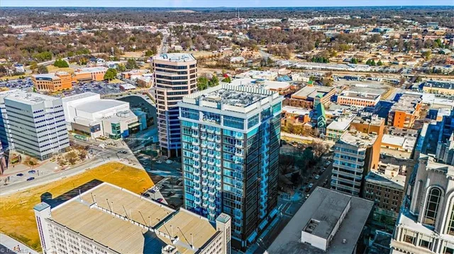 $265,000 | 201 North Elm Street, Unit 604, Greensboro, NC 27401