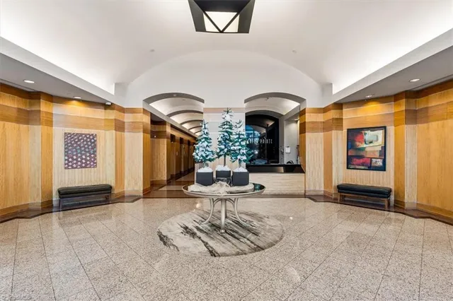 $265,000 | 201 North Elm Street, Unit 604, Greensboro, NC 27401