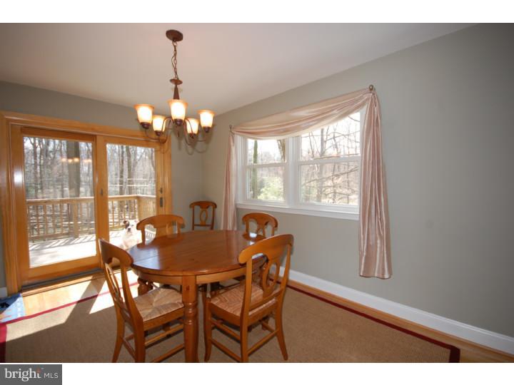 691 Brookwood Road Wayne, PA 19087 - Photo 6 of 25 Dining Room