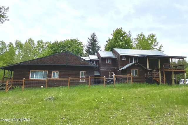 $925,000 | 429 Barnhart Road, Careywood, ID 83809