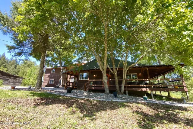 $925,000 | 429 Barnhart Road, Careywood, ID 83809