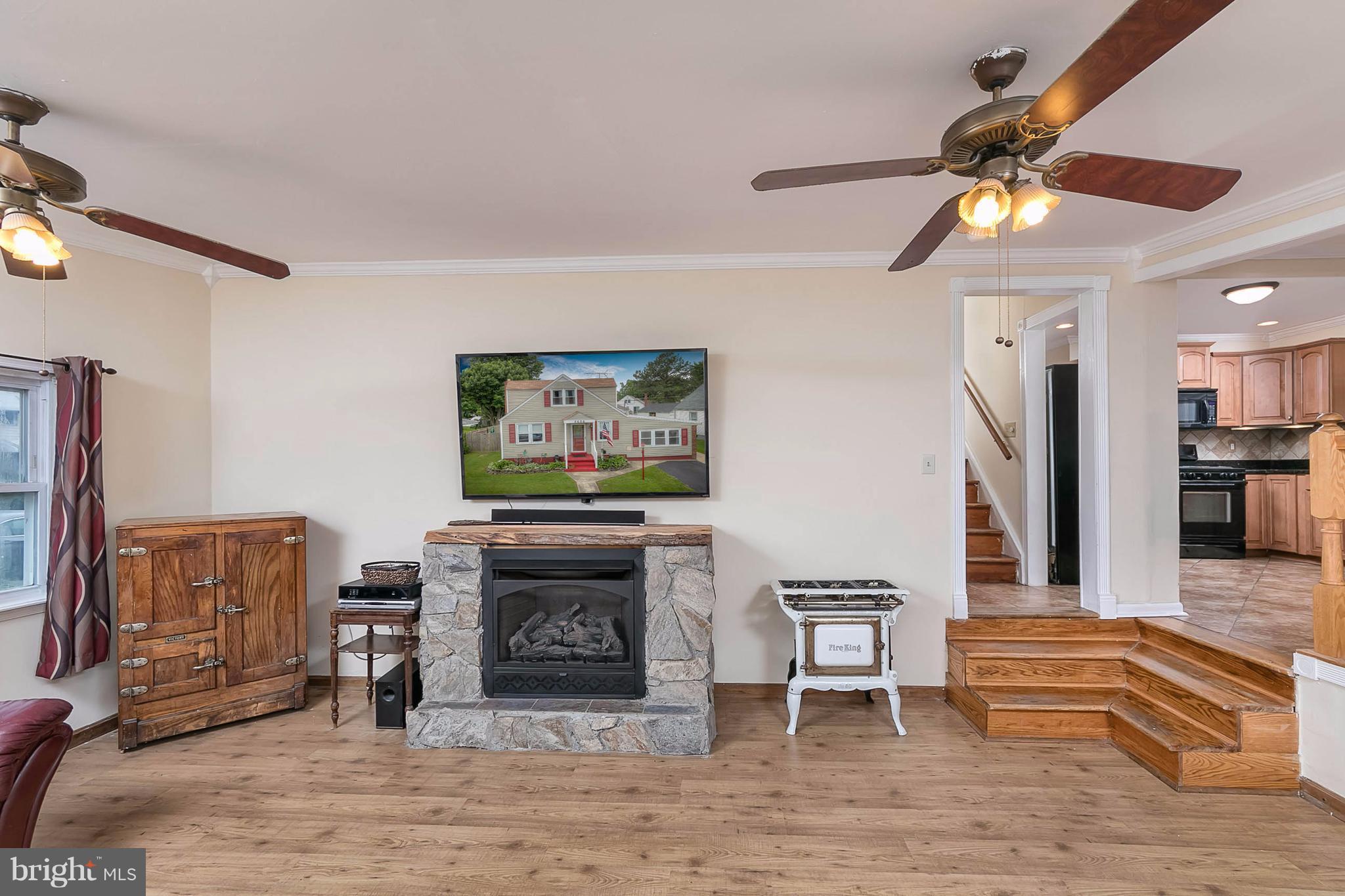 2606 Ambler Road Baltimore, MD 21222 - Photo 14 of 30 Family Room