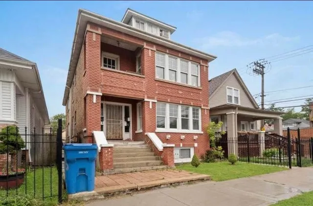 $1,300 | 6918 South Talman Avenue, Unit G, Chicago, IL 60629